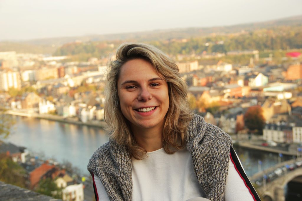 Presse : Pas de grand feu pour les sapins de Noël – Charlotte Deborsu